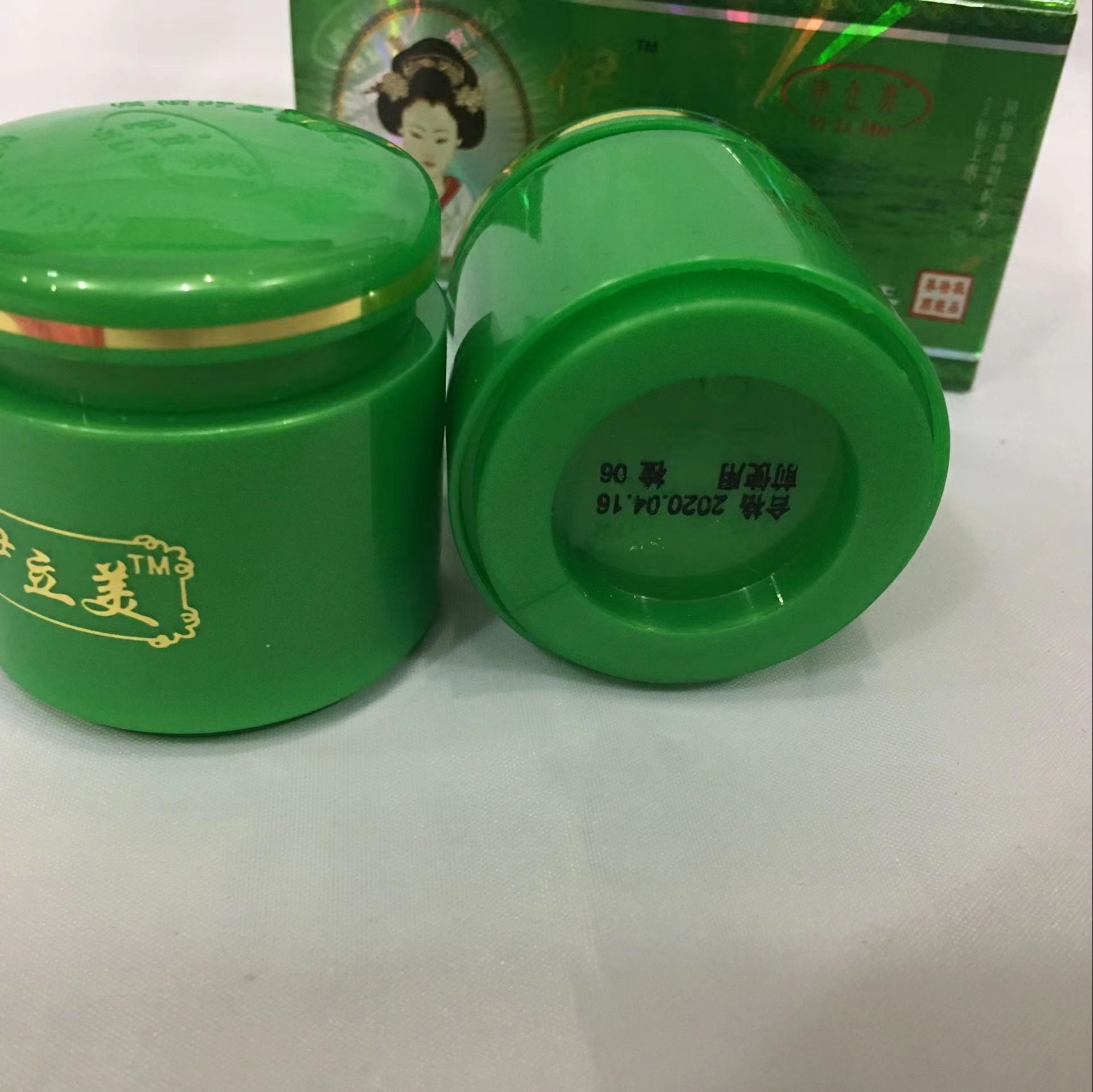 cab43f2f-ad45-448c-a9dd-cfd6c5398f1f